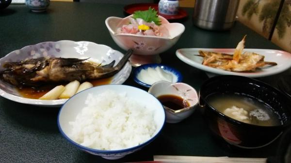 12-eat-and-art-taro-suzu-food-2.jpg